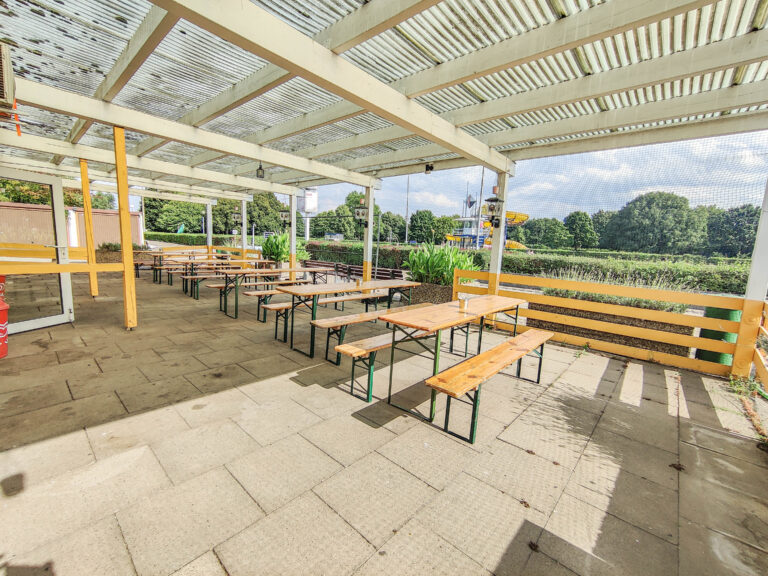 Terrasse + Ausblick
